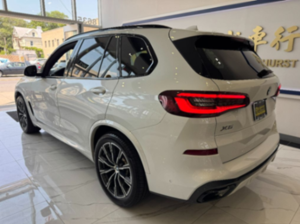 2021 BMW X5 xDrive40i - Paquete M Sport. Tercera fila. 7 asientos63349903319681123