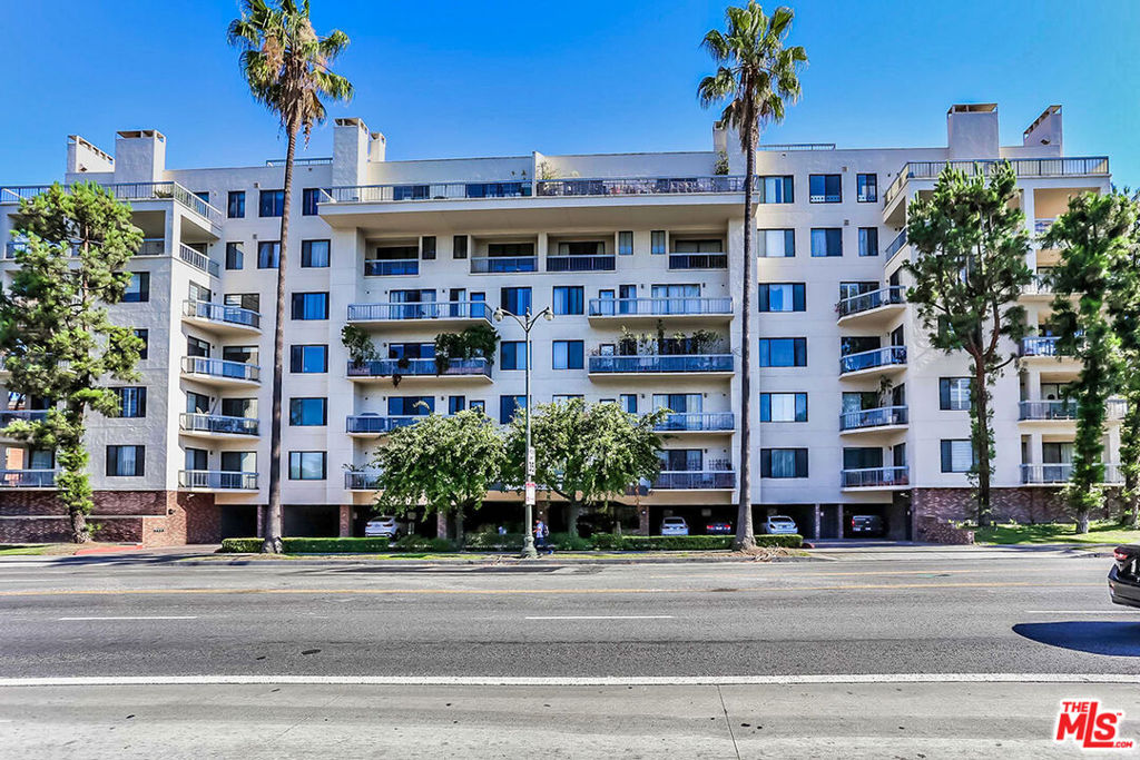 4460 Wilshire Boulevard 701 Los Angeles CA, 9001064111871161857121