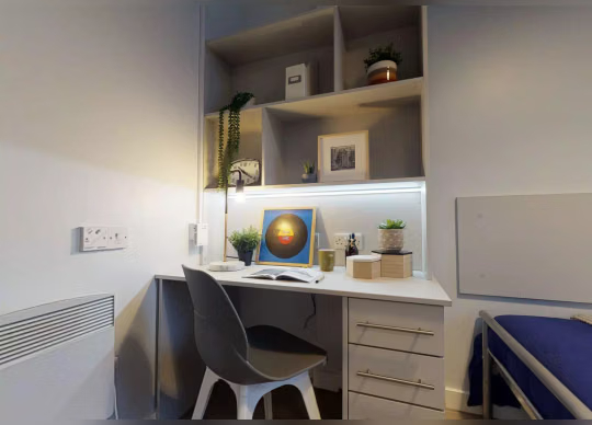 iQ Studios 51, Birmingham  2 Bed Apartment