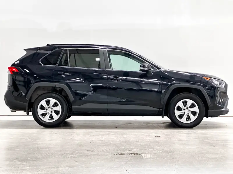 2020 Toyota RAV463637184905987124