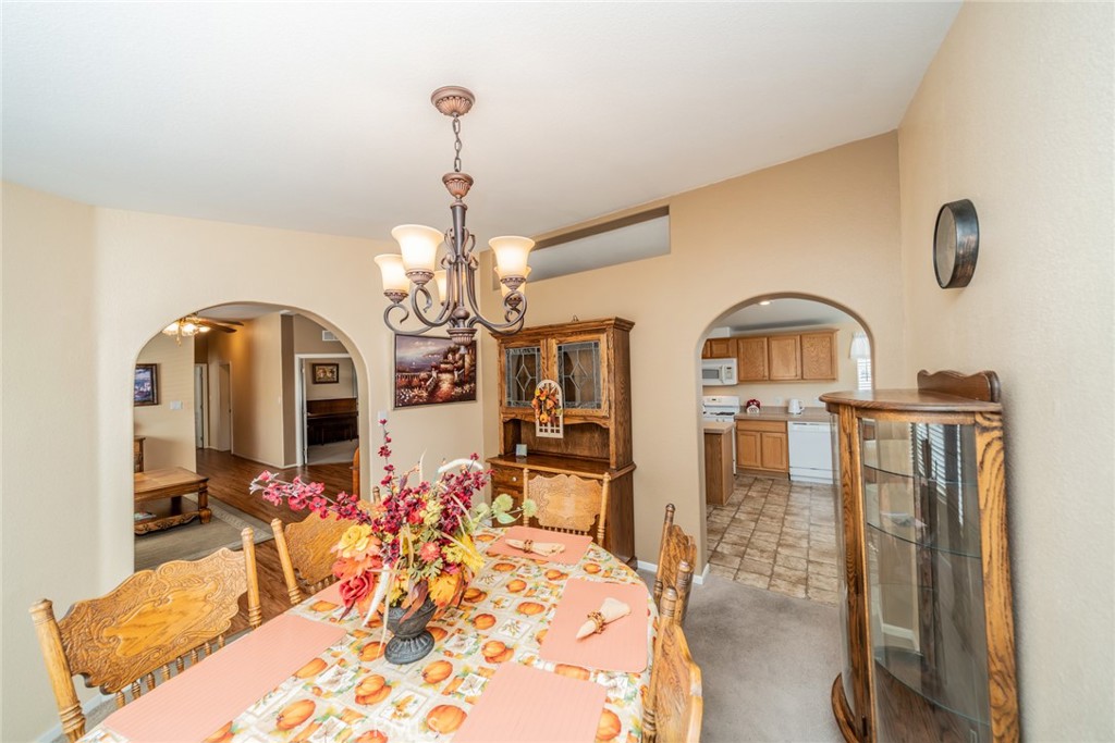 22241 Nisqually 121 Apple Valley CA, 9230864092076513537122