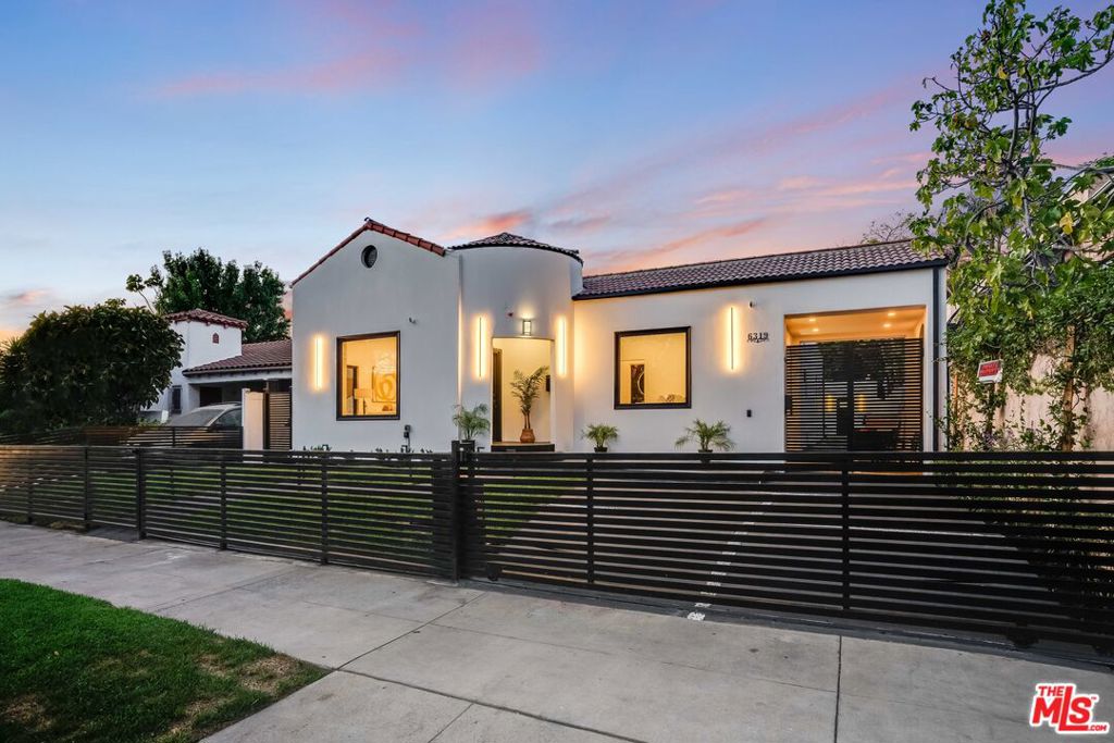 6319 Colgate Avenue, Los Angeles CA, 9004863658902868355120