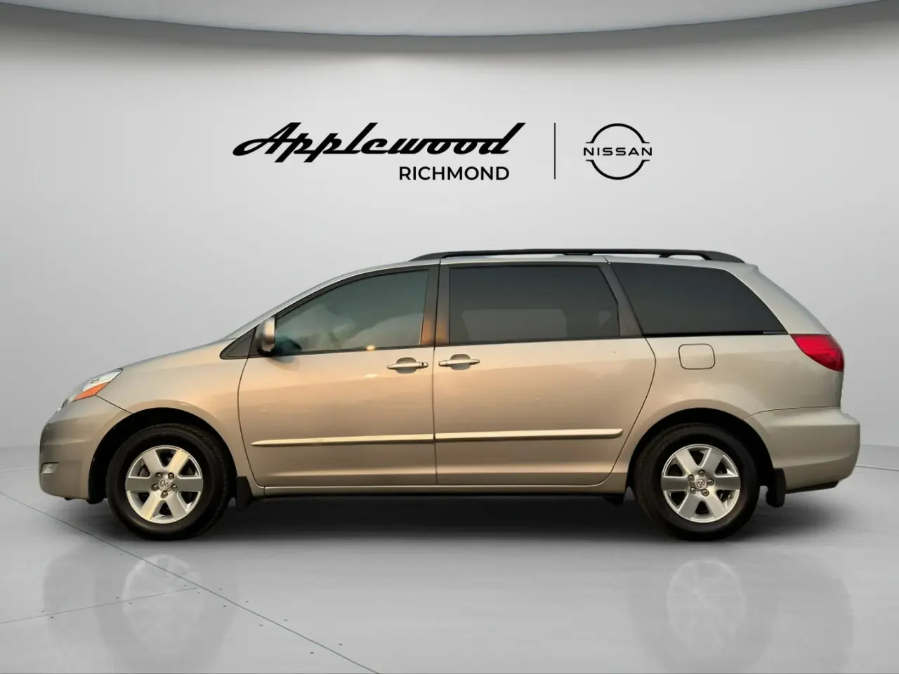 2007 Toyota® Sienna LE 7-Passenger FWD  •  144,172  kilometres64112510618882121