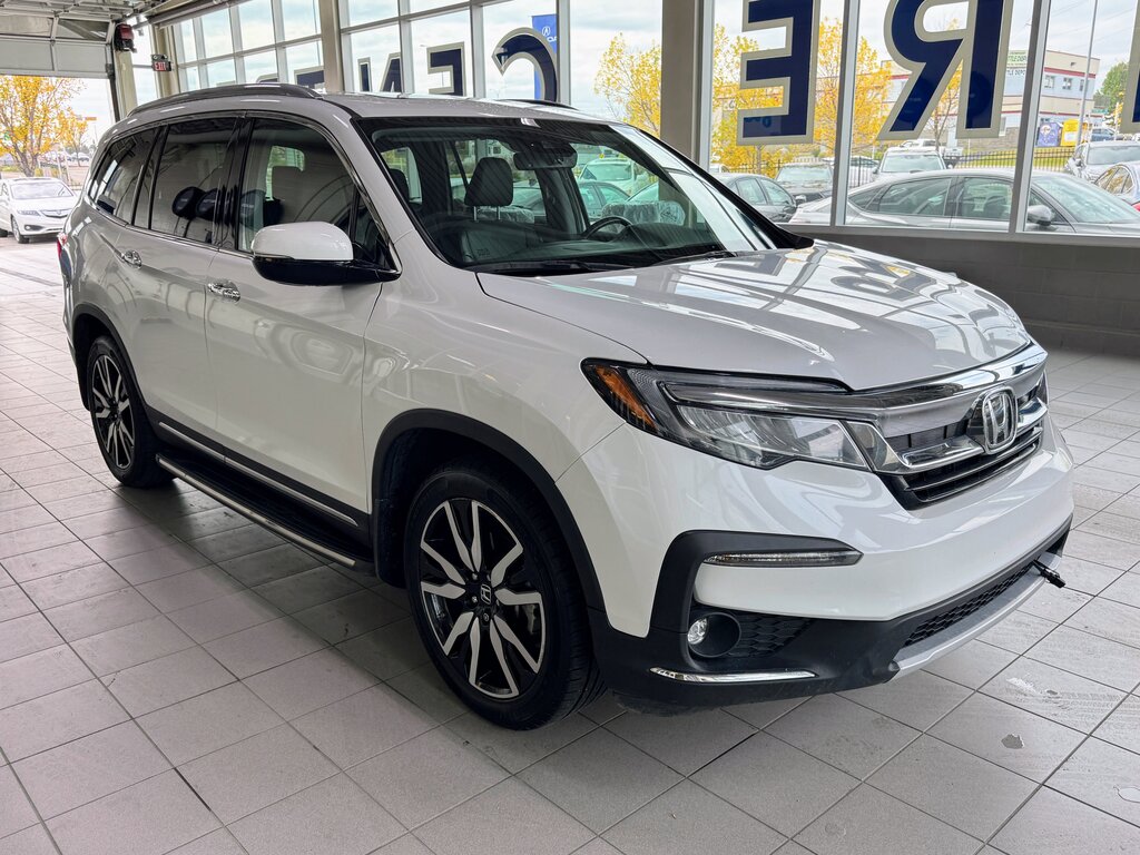 2022 Honda Pilot Touring 7-Passenger64412000100611122