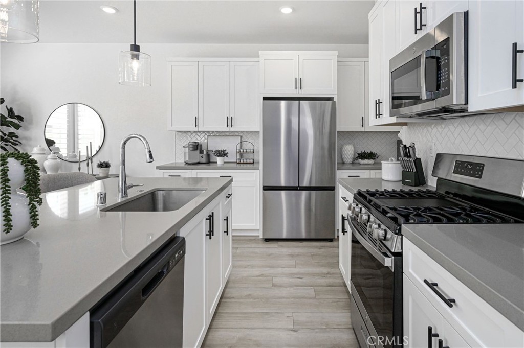 4058 SPRING HAVEN Lane, Corona CA, 9288363602520015105121