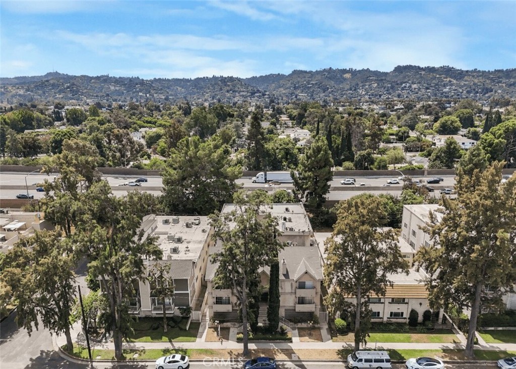 13042 Riverside Dr, Sherman Oaks CA, 9142363680380751619121