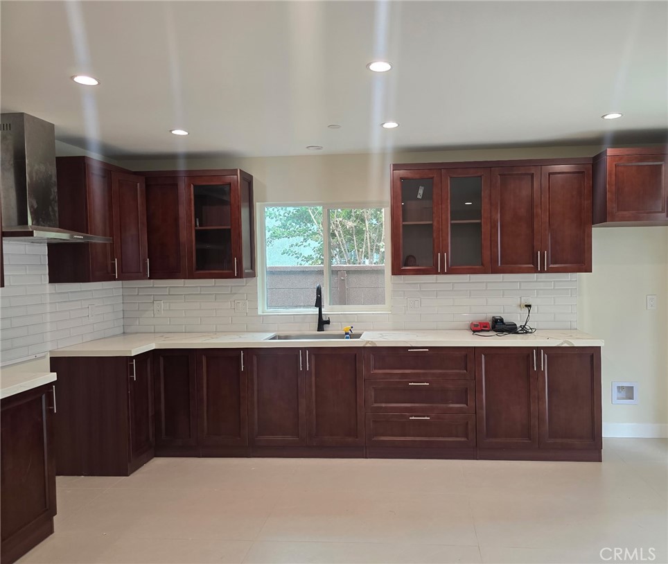 $3,100/month 11613 Adenmoor A Downey CA, 9024164064575750531121