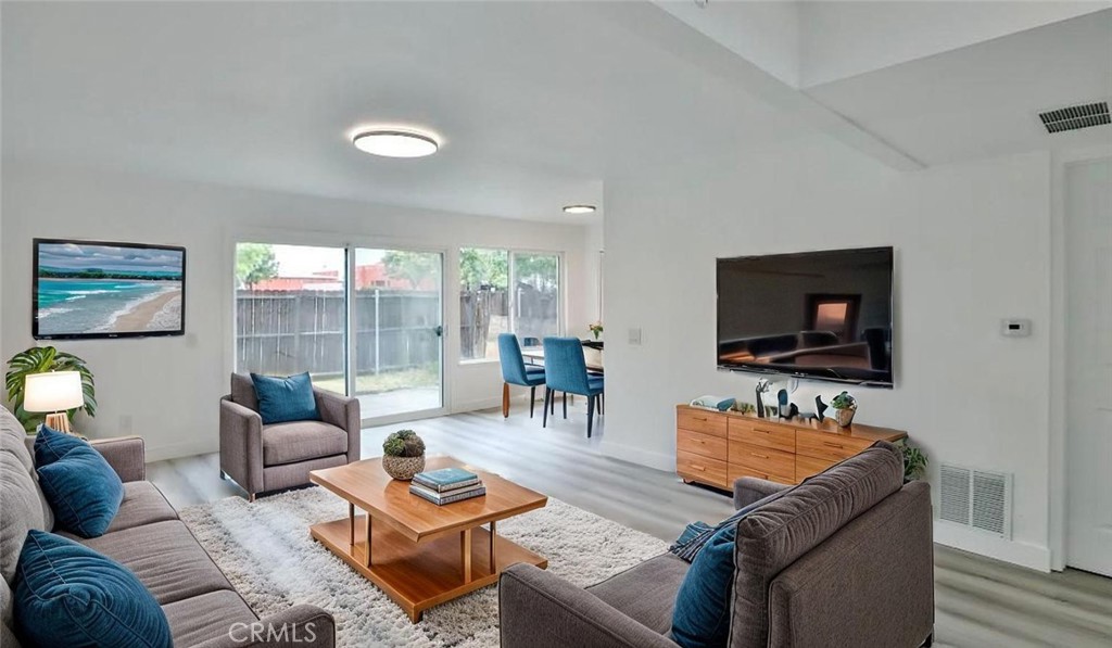 7909 Primrose, Highland CA, 9234663679057993475121