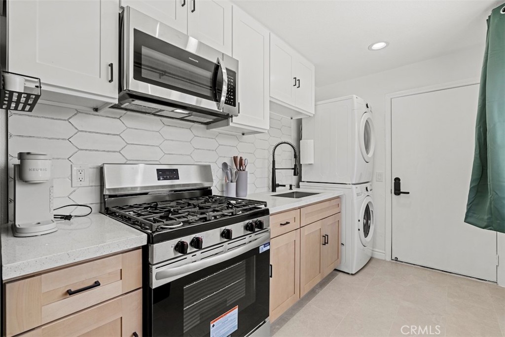 1101 Bonita Street Tustin CA, 9278063779660761601121