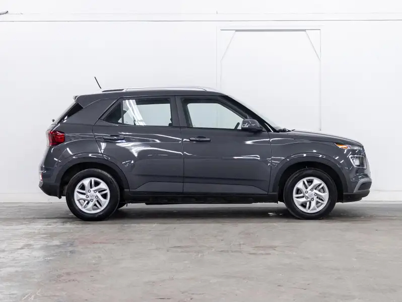 2023 Hyundai Venue64090438602883123