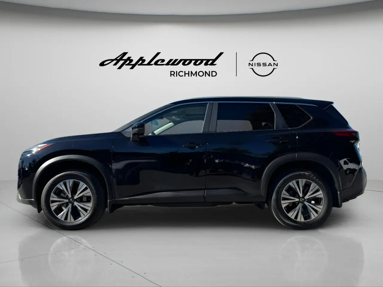 2023 Nissan® Rogue SV Moonroof AWD • 28,706 kilómetros64121252915074121