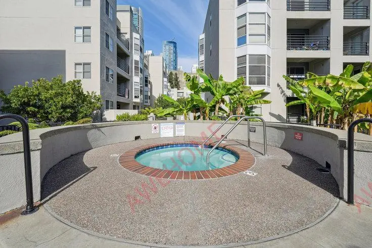 1 Bayside Village Pl 15063659217567361122