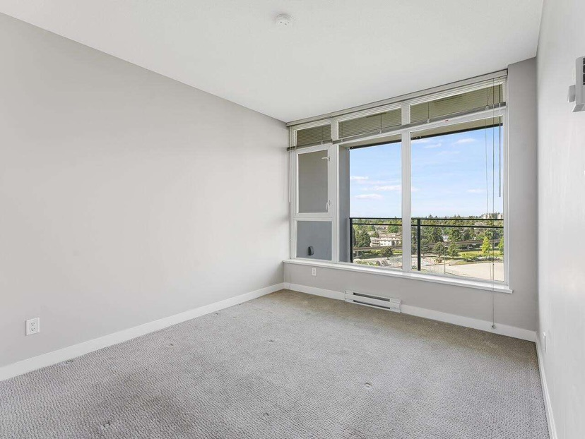 【Metrotown, Burnaby】1 Bedroom + Den Condo63280165351169121