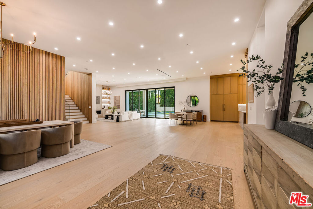 4425 Atoll Avenue, Sherman Oaks CA, 9142364108056125570122