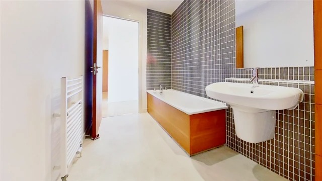 Glasgow Harbour Terraces, Glasgow, G1164165614648322125