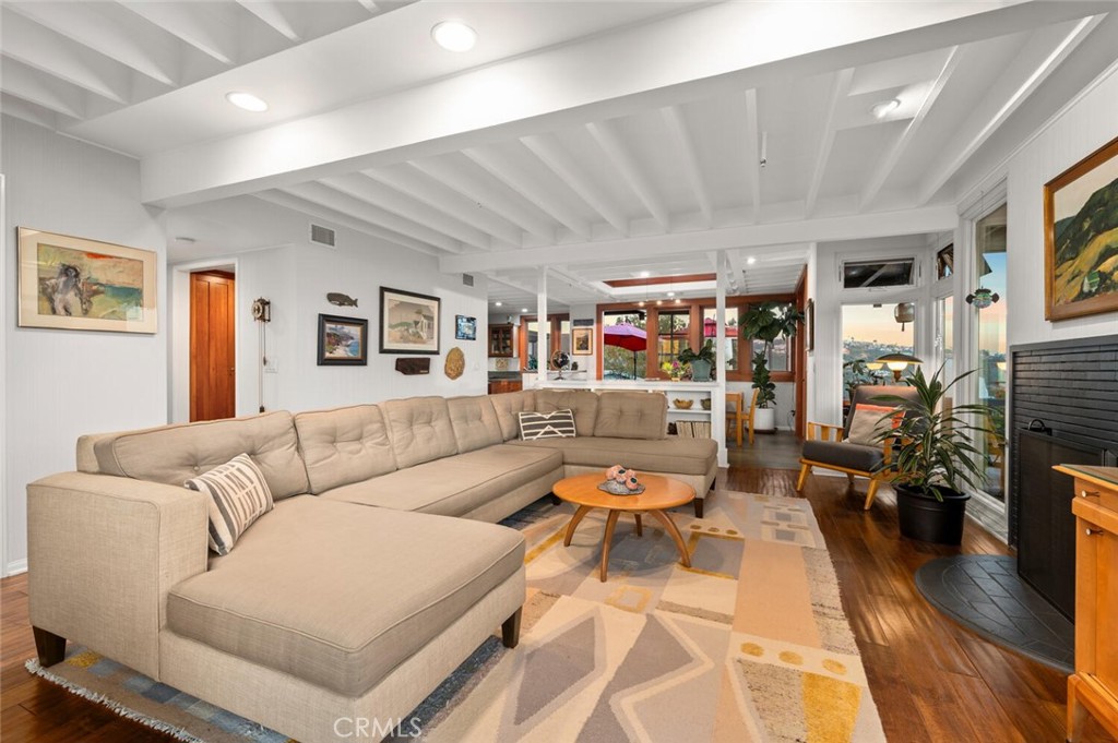 1687 Temple Hills Drive, Laguna Beach CA, 9265163865888028803122