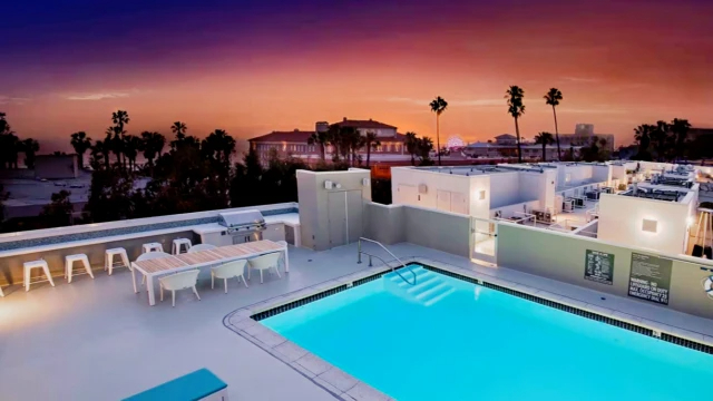 Avalon Santa Monica on Main63459236539907121