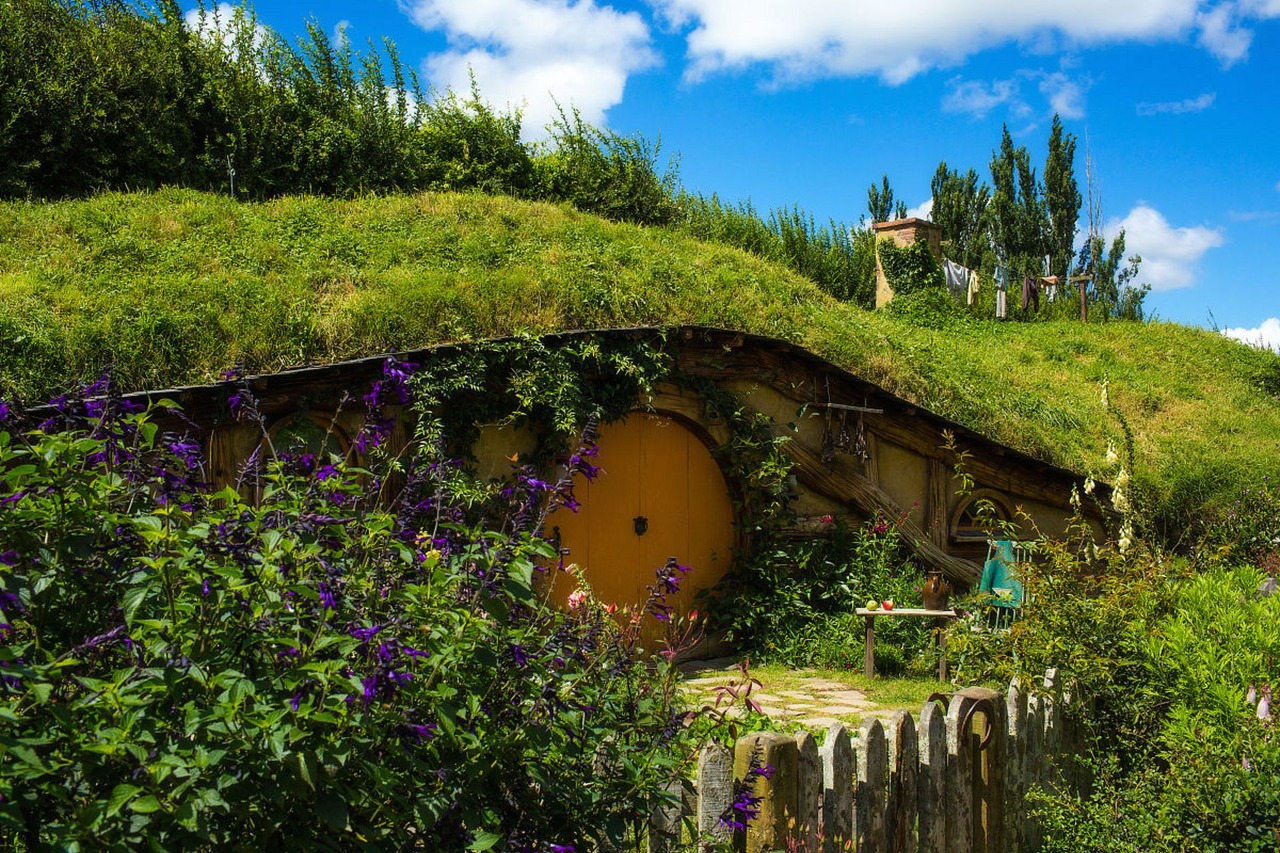 <2 Days> North Island Middle-earth Experience Tour (Depart Every Saturday)64119286671105122