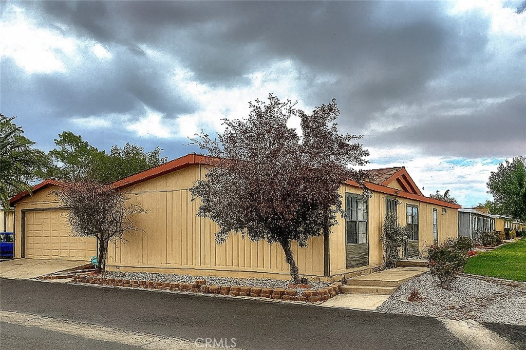 21621 Sandia Road 71 Apple Valley CA, 92308