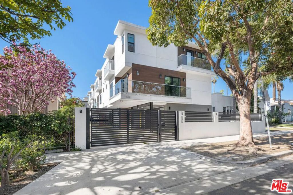 849 N Alta Vista Boulevard 1 Los Angeles CA, 9004664086866511491123