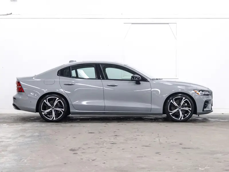 2024 Volvo S6065096461172481122