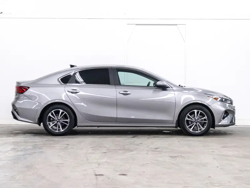 2023 Kia Forte64810376002177121