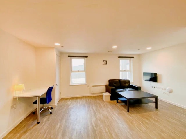 Caerfelin Student Accommodation64185723455873124