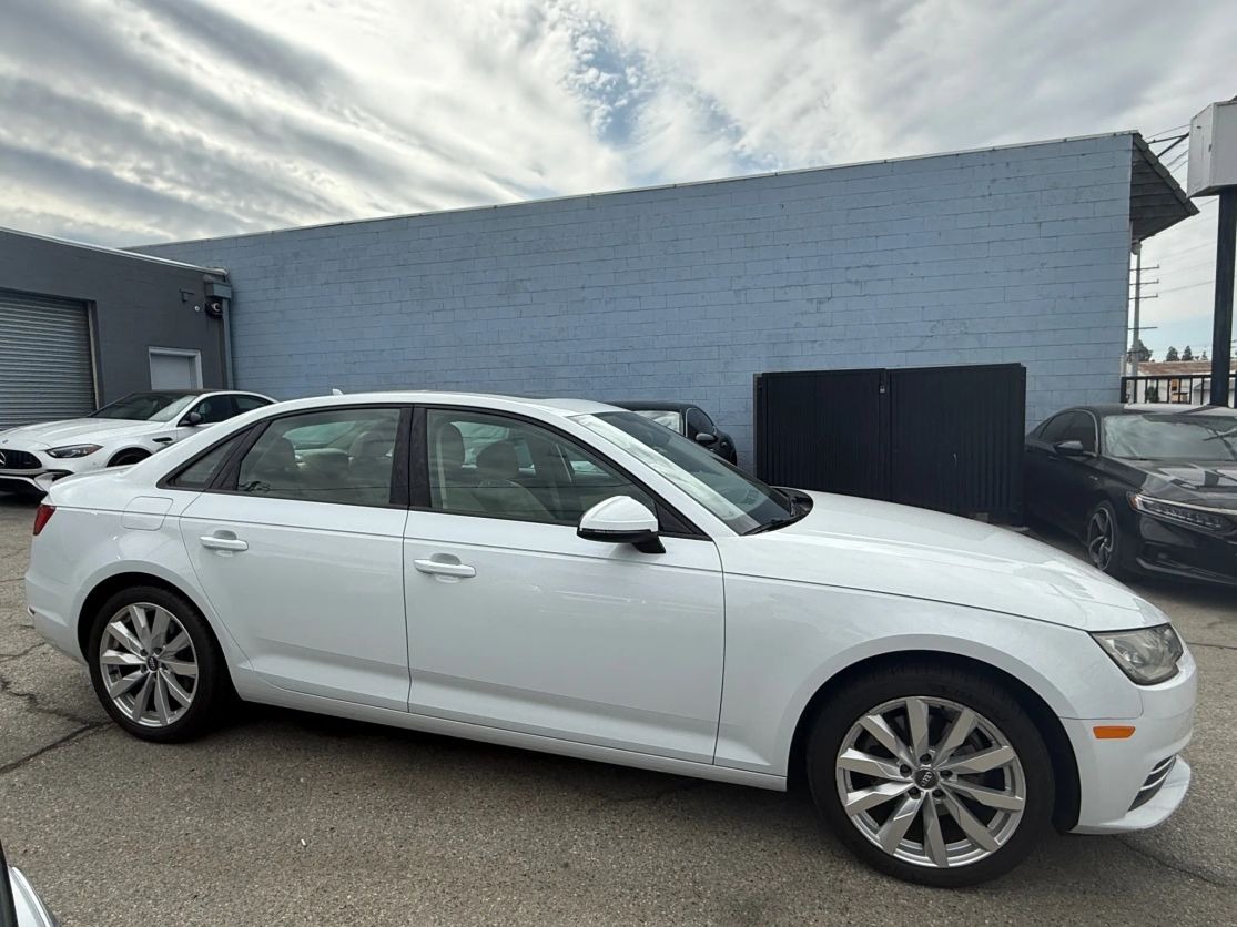 2017 AUDI A464035650545538121