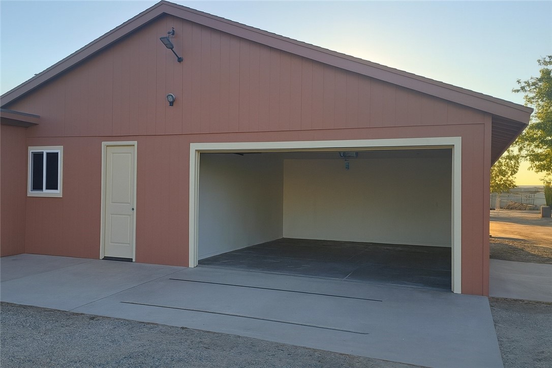 $2,500/month 12255 Mesquite Oak Hills CA, 9234464075845909379120