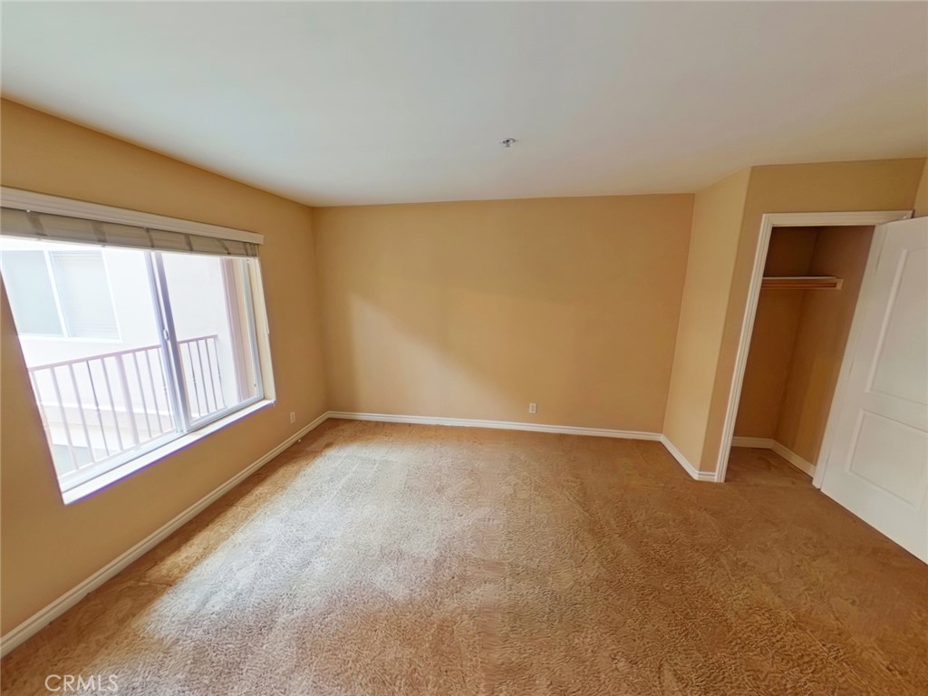 700 N Hill Place 207 Los Angeles CA, 9001264133751560577122