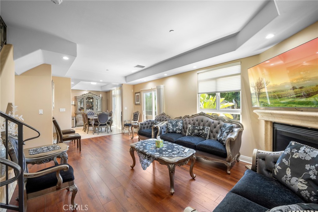 11323 Huston Street 1 North Hollywood CA, 9160164112470057730121