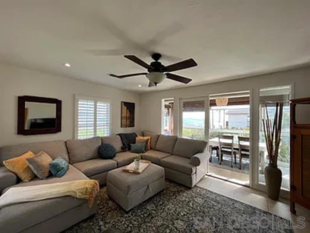 4884 Dixie Dr San Diego CA, 9210964130954279809121