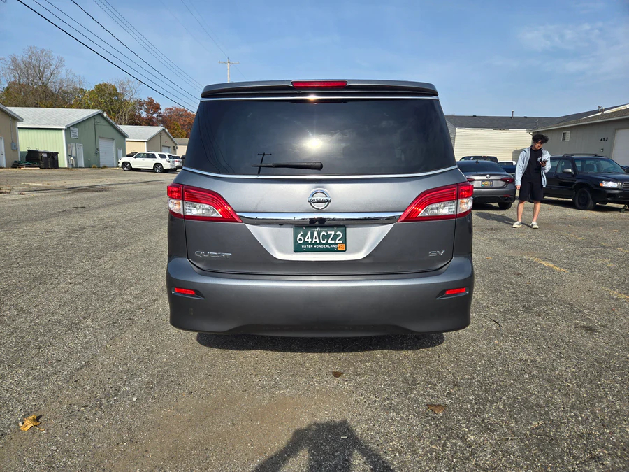 2017 Nissan Quest SV 4D Minivan64165810542082122