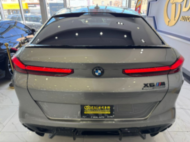 2022 BMW X6 X6 M / M COMP63355978836737121
