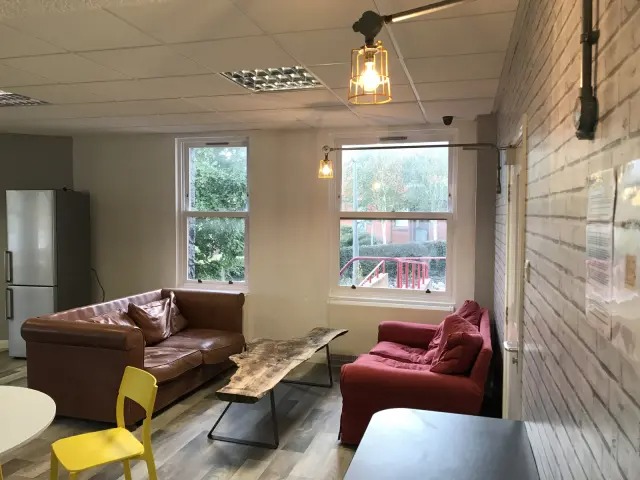 Meirion Hall64195593940355124