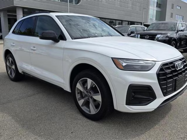 2023 Audi Q5 Komfort 45 TFSI quattro S tronic 42,100 km