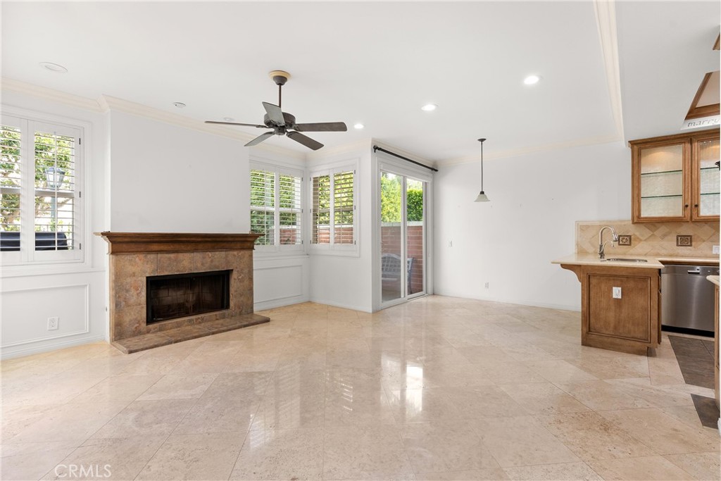 6121 Greenbrier Drive Huntington Beach CA, 9264863646537973379122