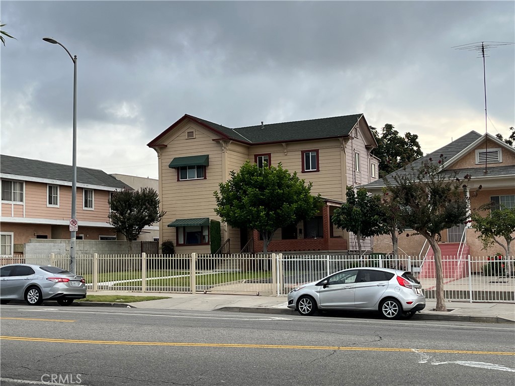 2430 Griffin Los Angeles CA, 9003164133677077251121