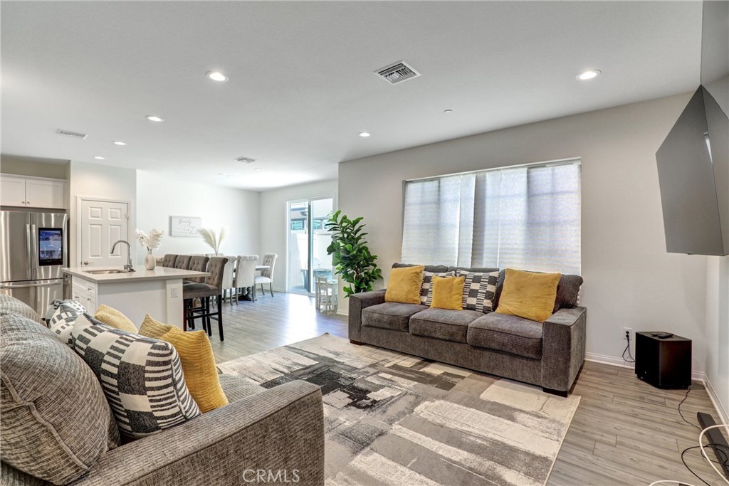 7354 Freesia Lane, Chino CA, 9170863657762090499122