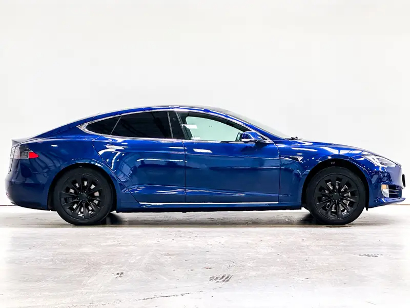 2017 Tesla Model S63512579655809122