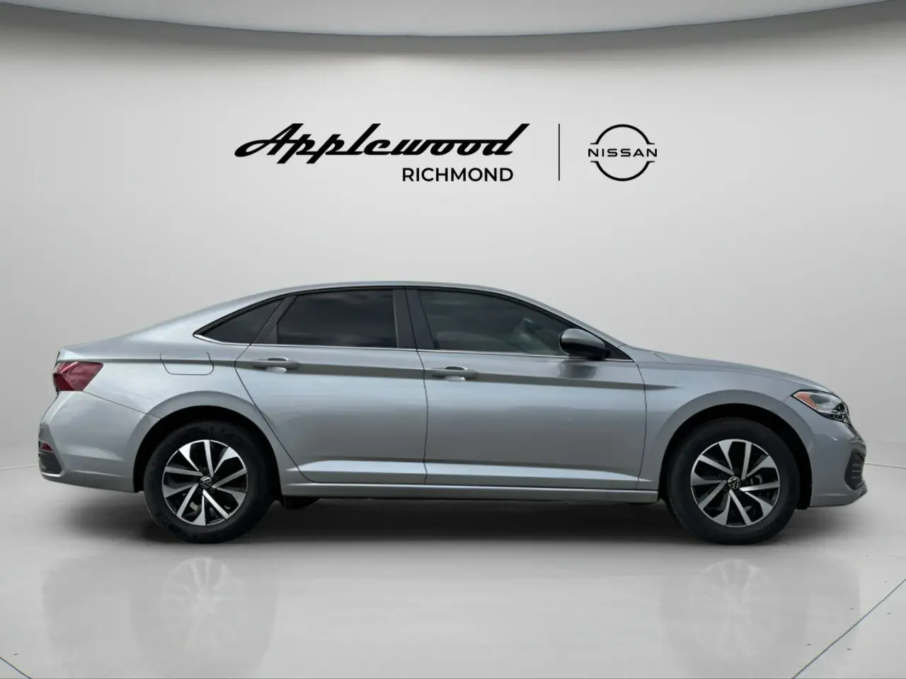2023 Volkswagen® Jetta Trendline Auto • 11,680 kilómetros64119246150402123