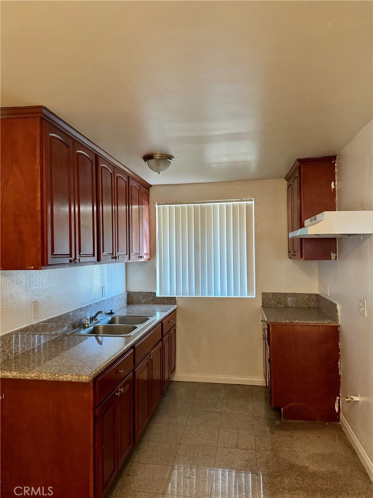 4830 Canoga Street M Montclair CA, 9176364100426900483121