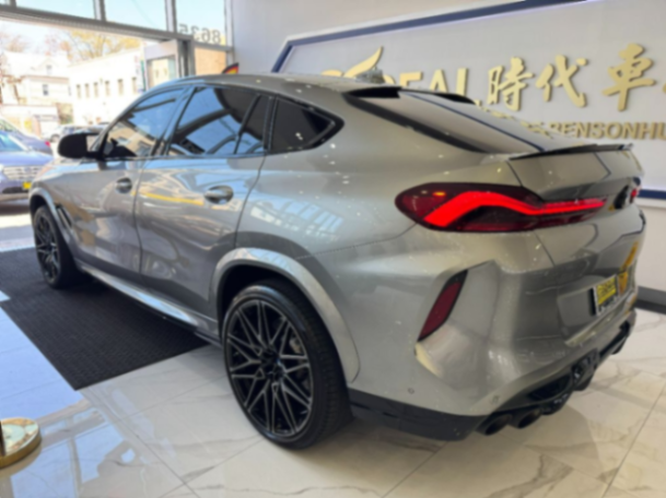 2022 BMW X6 X6 M / M COMP63355978836737123