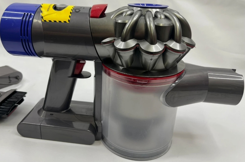 (Original $199) Aspiradora de mano inalámbrica Dyson V7 para coche, barco y camión - Usada63148378584449121