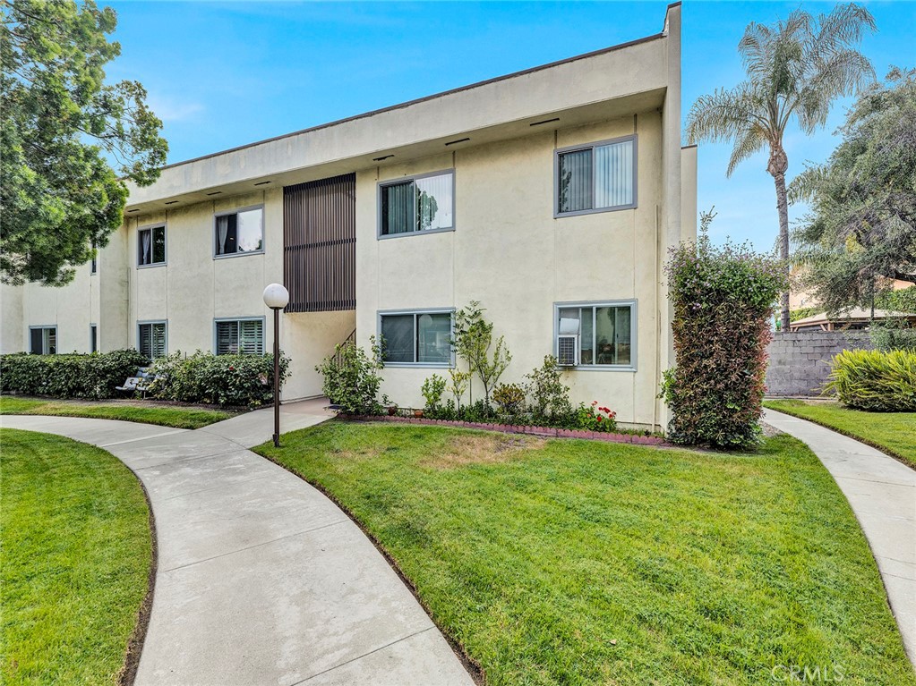 11813 Runnymede Street 44 North Hollywood CA, 9160564131396843650121