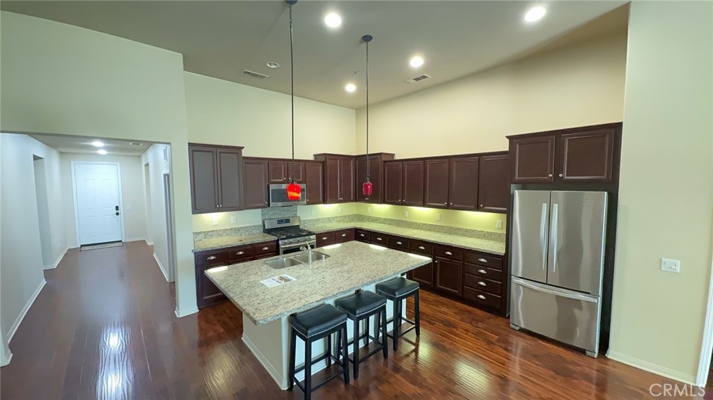 25863 Prospector Menifee CA, 9258463647079524611122