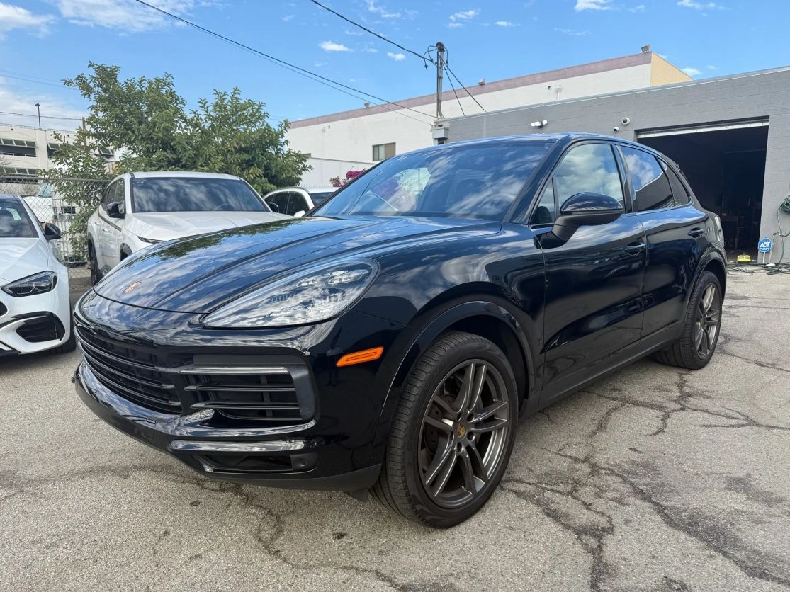 2019 PORSCHE CAYENNE