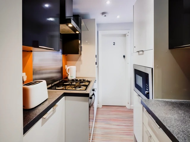 61 Cauldon Road64196339596417123