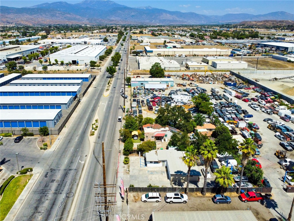 690 W Esplanade Avenue, San Jacinto CA, 9258363680957590531120