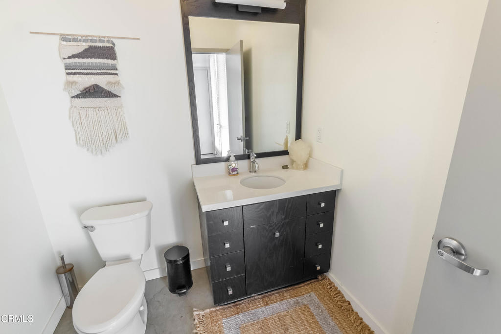 527 Molino Street 108 Los Angeles CA, 9001364112753596673121